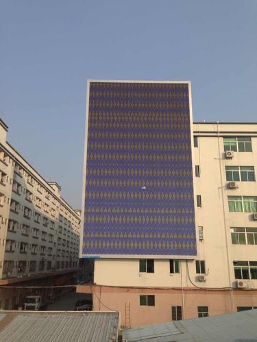 户外P10全彩LED显示屏在深圳的340平米应用方案
